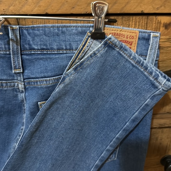 Women’s Levi’s 721 high rise button fly skinny ankle jeans - Picture 6 of 6